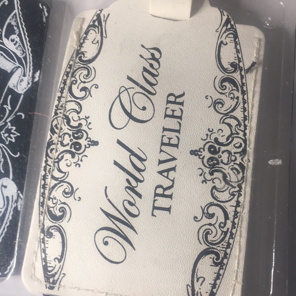 NWT  luxury luggage tags four piece set new in box - Picture 7 of 9